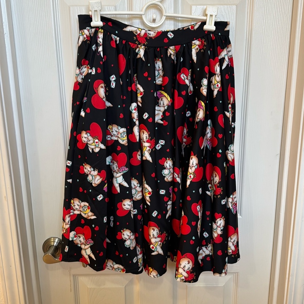 New with out tags, never worn Sourpuss size L skirt